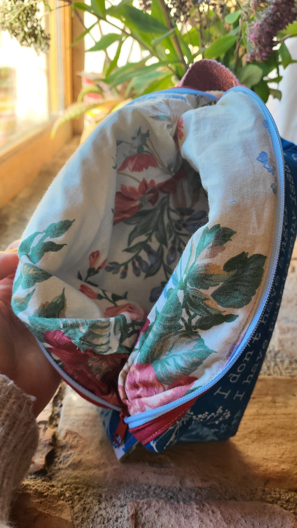 Trousse dodue "anger issues" cyanotypée 💙