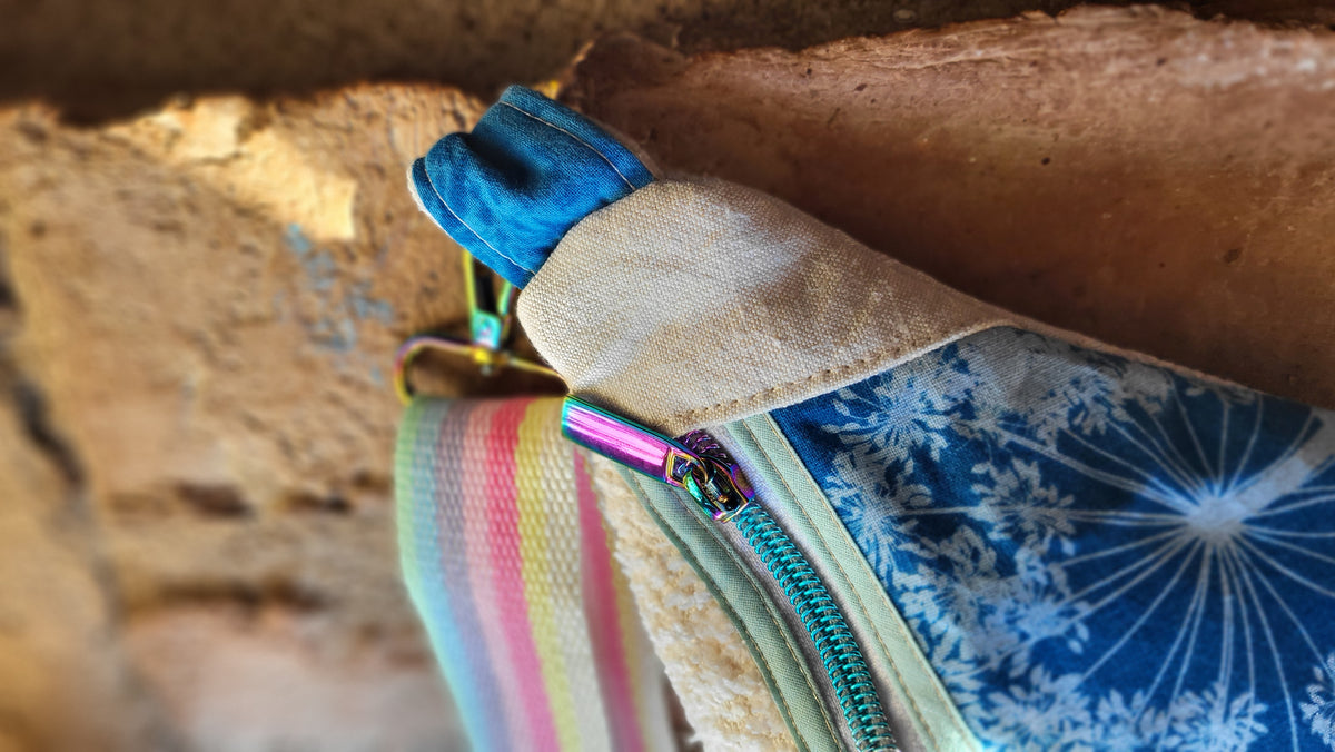 Sac banane 🌈 "Queer" 🌈 half cyanotype 💙