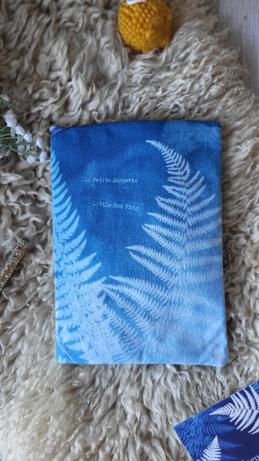 Pochette à livre cyanotypée 💙