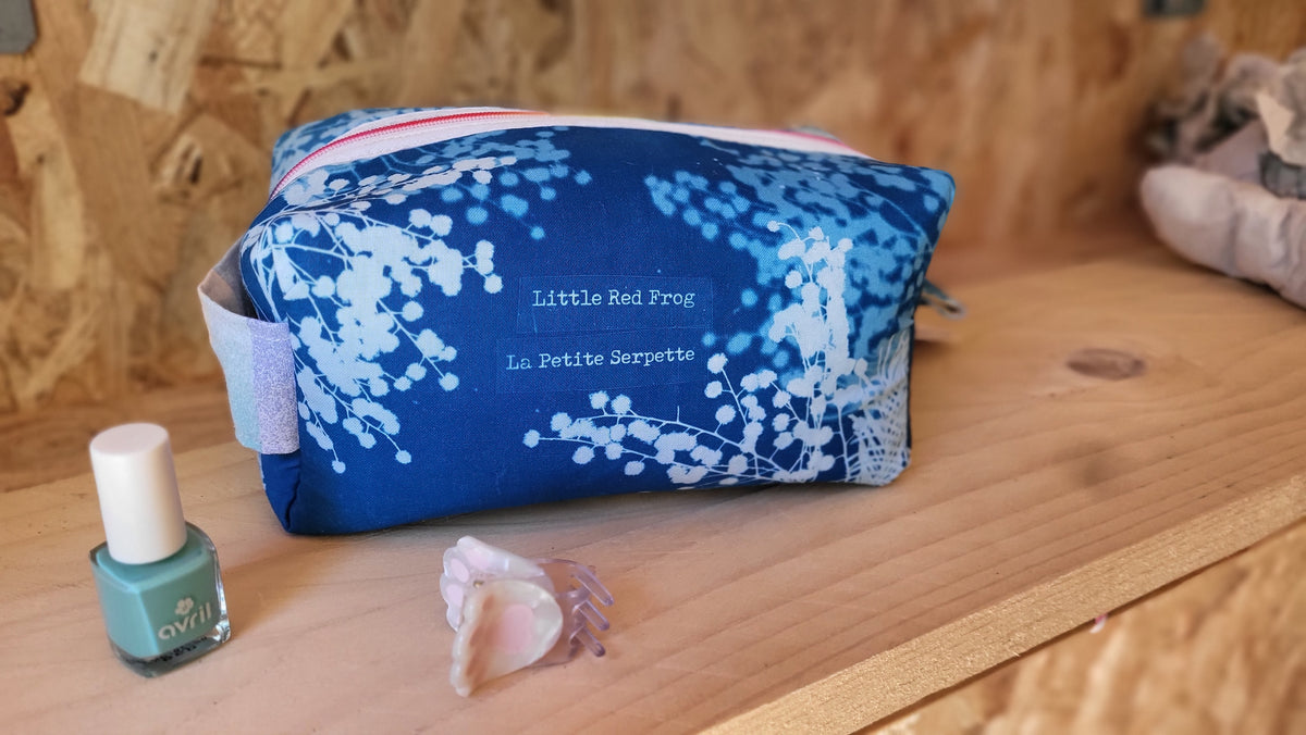 Trousse dodue 🌈"Queer"🌈 cyanotypée 💙