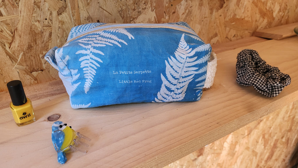 Trousse dodue 👩‍❤️‍💋‍👩"Sororité"👩‍❤️‍💋‍👩 cyanotypée 💙