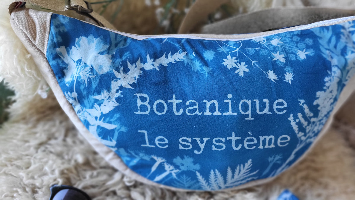 Sac demi-lune 🌿"Botanique le système"🌿 full cyanotype 💙