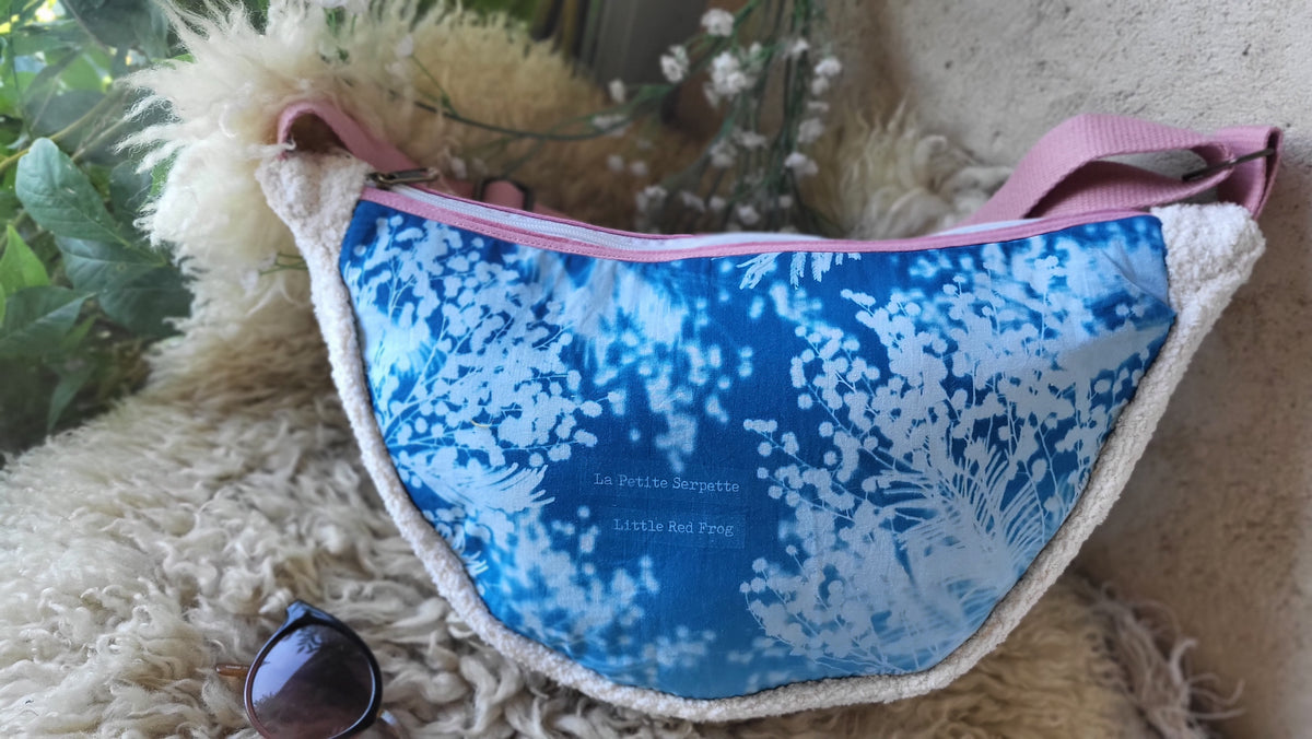 Sac demi-lune 🔥"Patriarcat"🔥 full cyanotype 💙