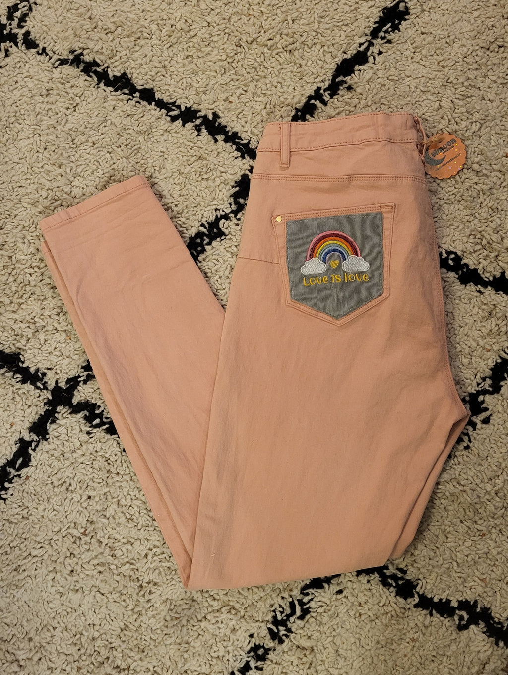 Pantalon "Love is Love" ❤️🧡💛💚💙
