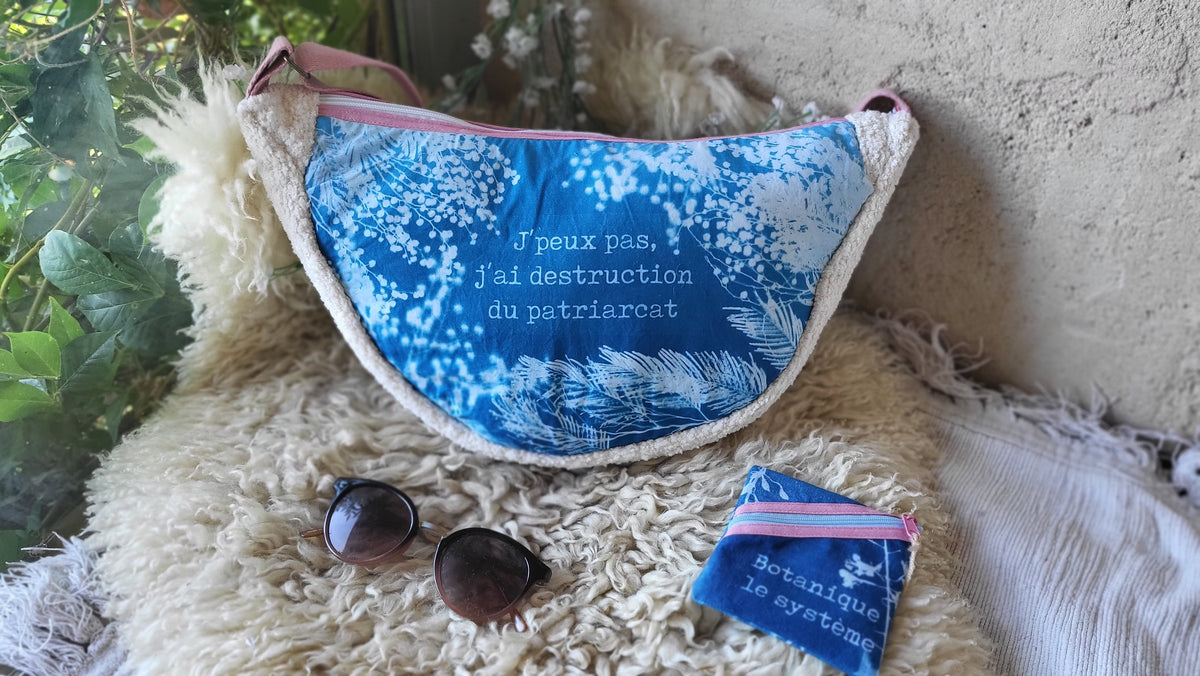Sac demi-lune 🔥"Patriarcat"🔥 full cyanotype 💙